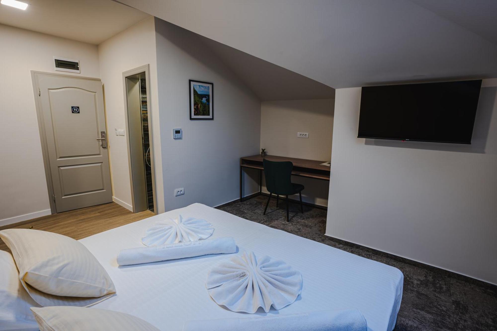 Hotel Nest Bijeljina Exterior foto